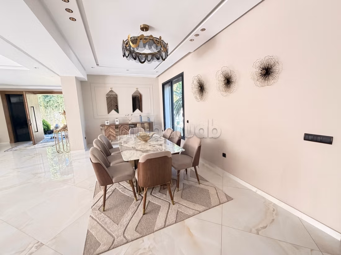 Villa haut standing a vendre souissi