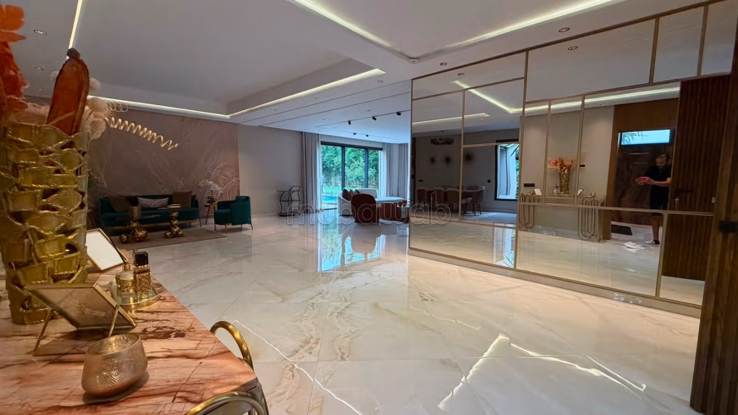 Villa haut standing a vendre souissi