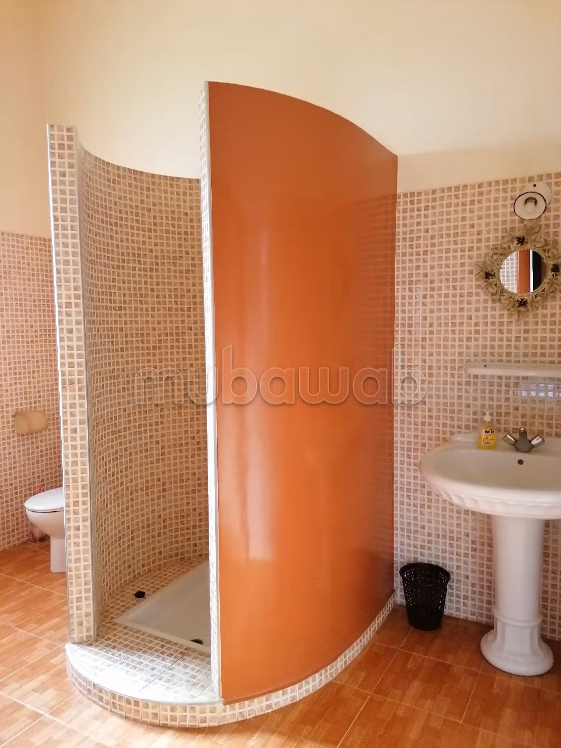 Te koop: villa's en luxe woningen in Lablalia. 8 Ruimtes. Rustige omgeving met uitzicht op de bergen, dubbel glas. 