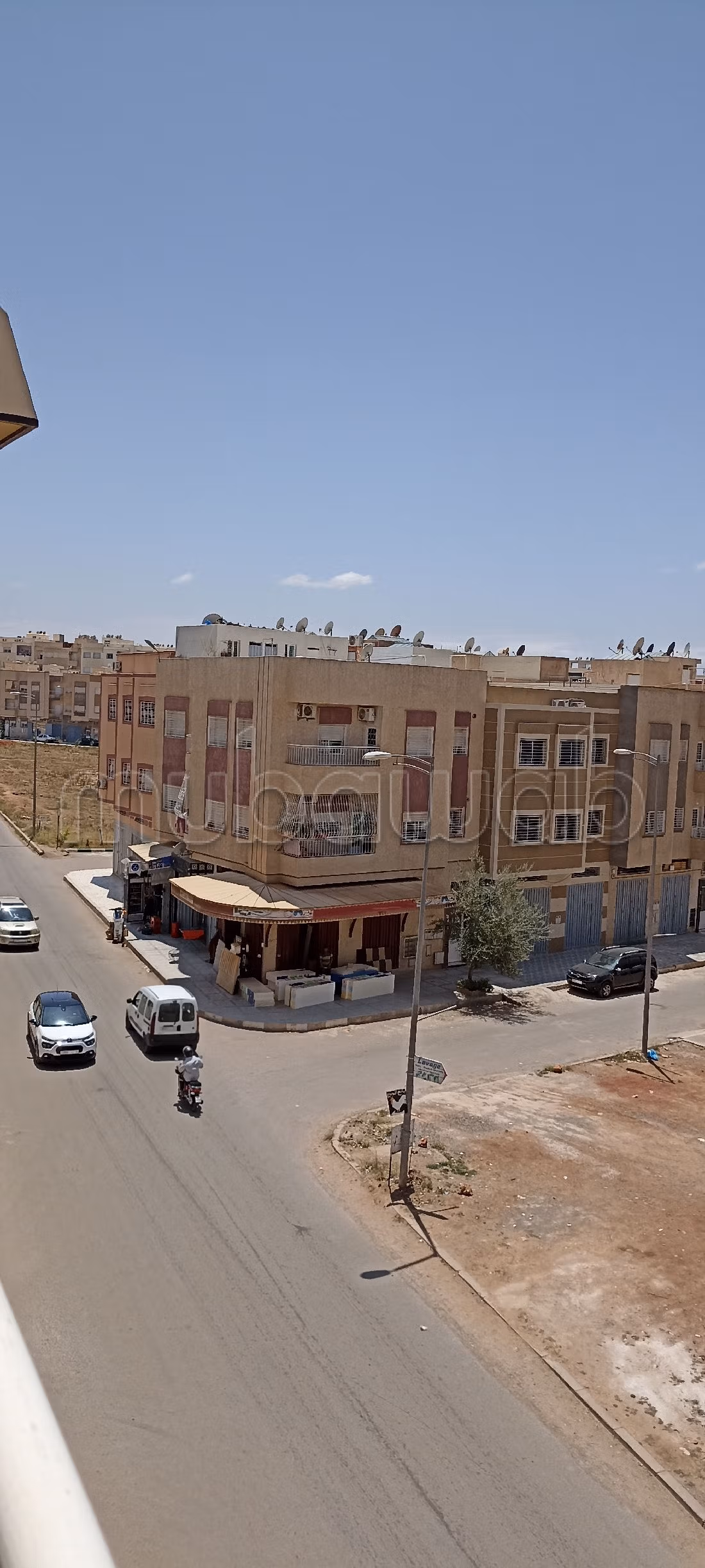 Apt 2ème étage avec ascenseur à 500m de Blanco