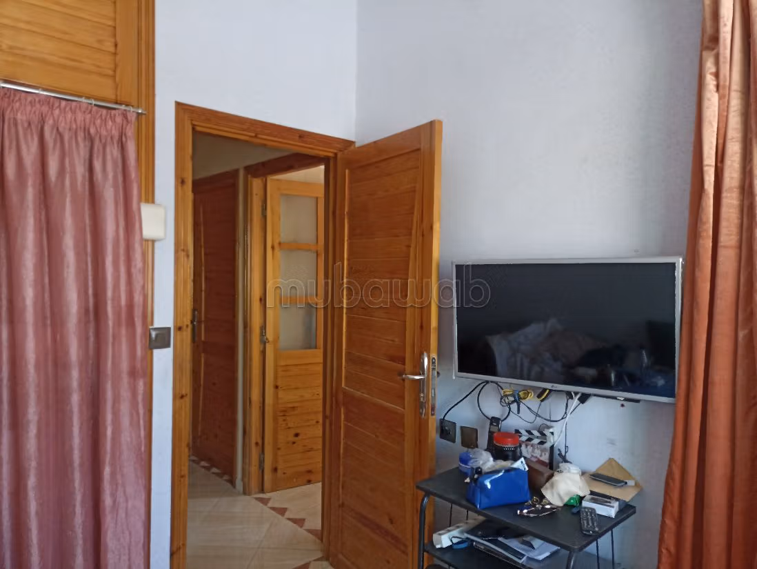 Apt 2ème étage avec ascenseur à 500m de Blanco