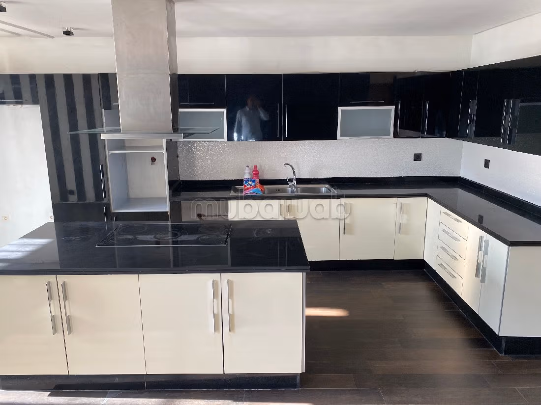 Appartement 140m2,2chambres Bd Ghandi