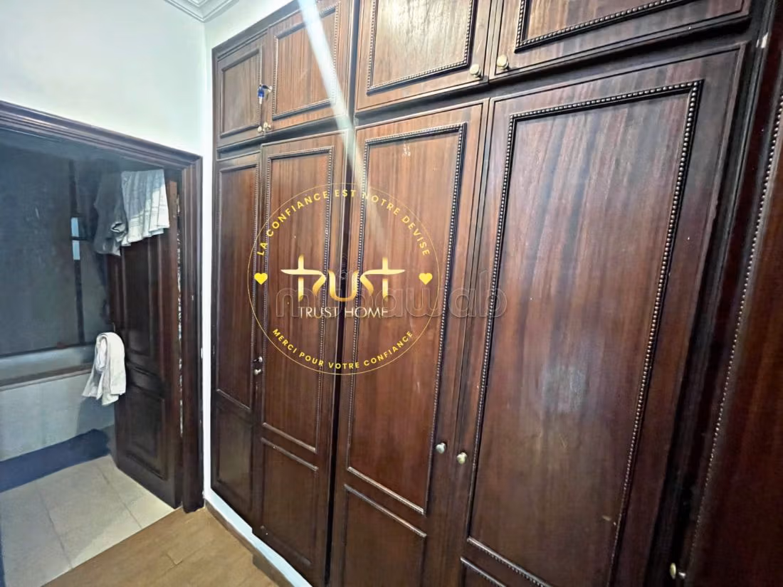 Appartamento in affitto a Californie. 2 camere da letto. arredato. 