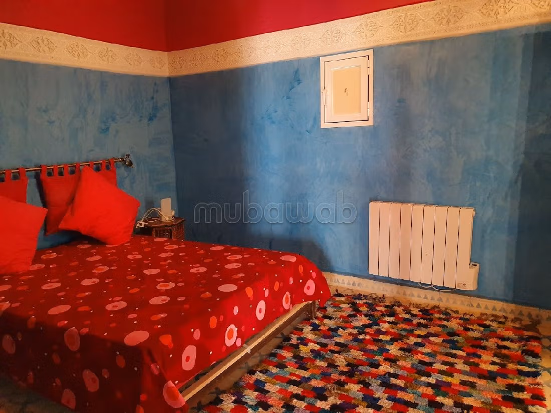 Vendita di riad. 4 camere da letto. Ammobiliato
