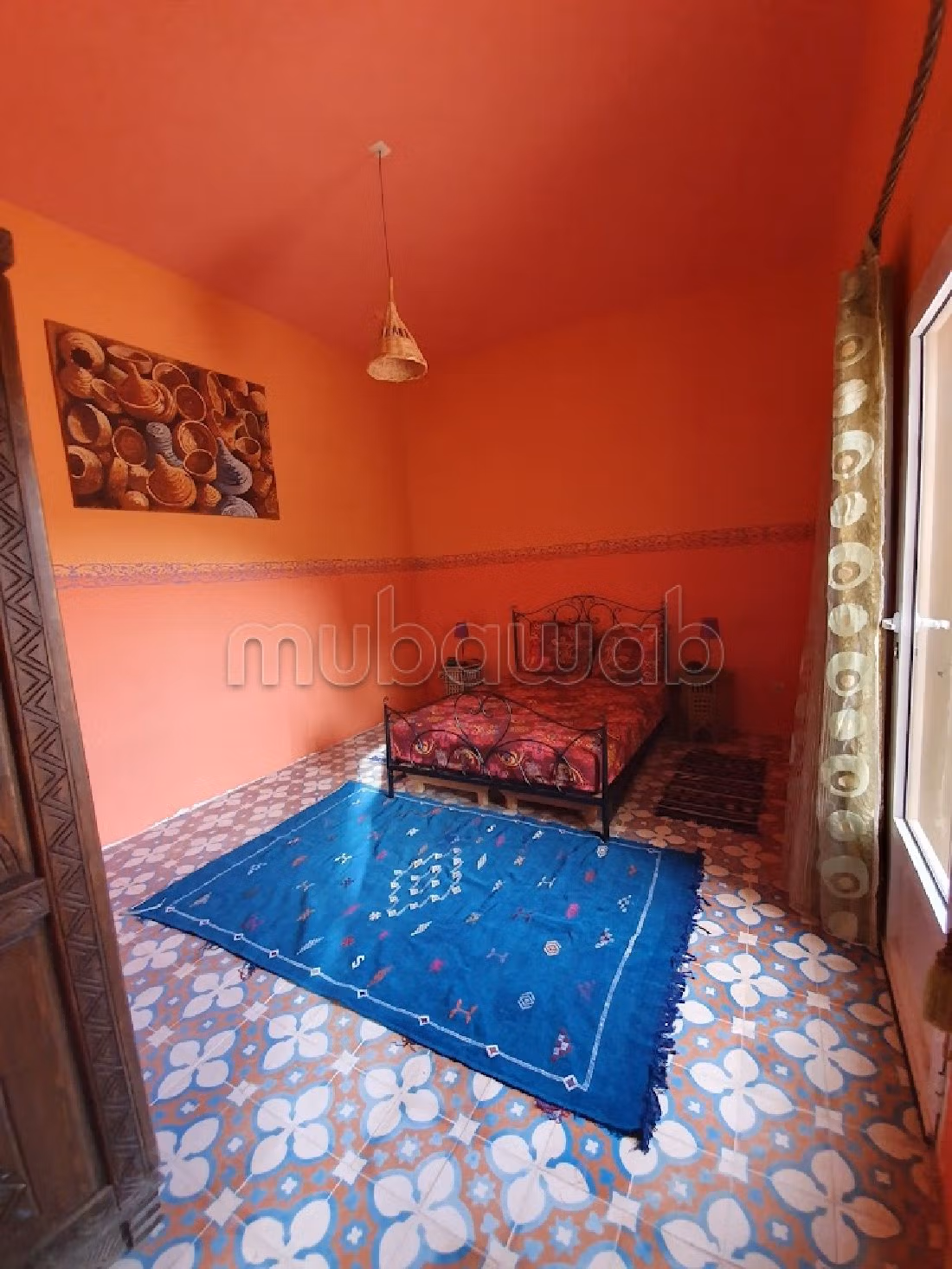 Vendita di riad. 4 camere da letto. Ammobiliato