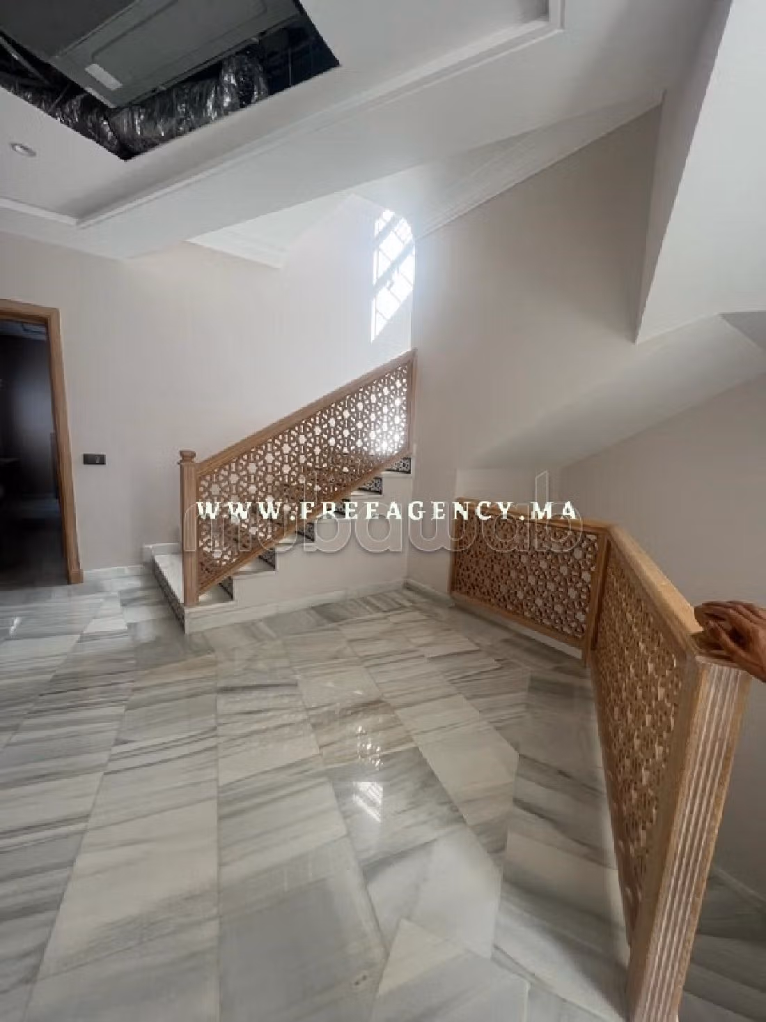 Luxury home for sale in Achakar. 5 beautiful rooms. Ample storage space. 