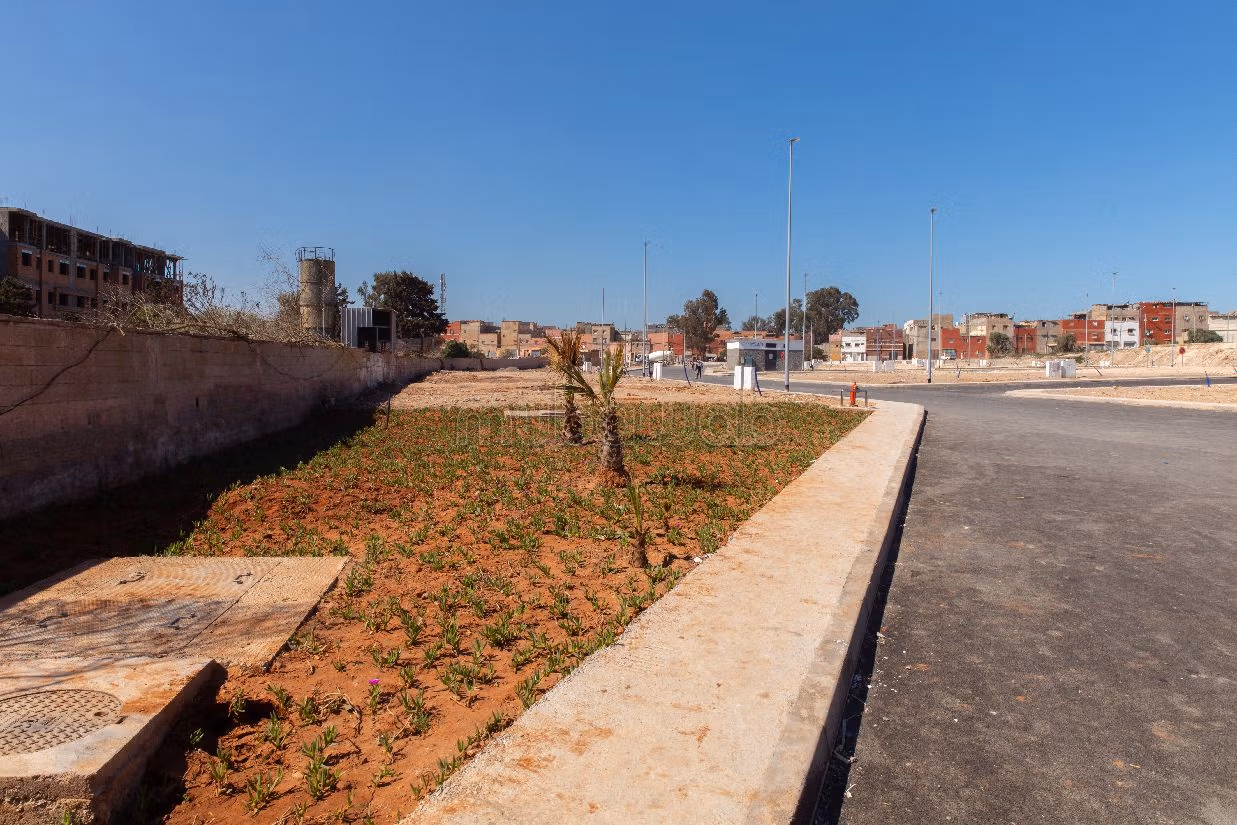 Terrain en vente à Lissasfa. 1 chambre