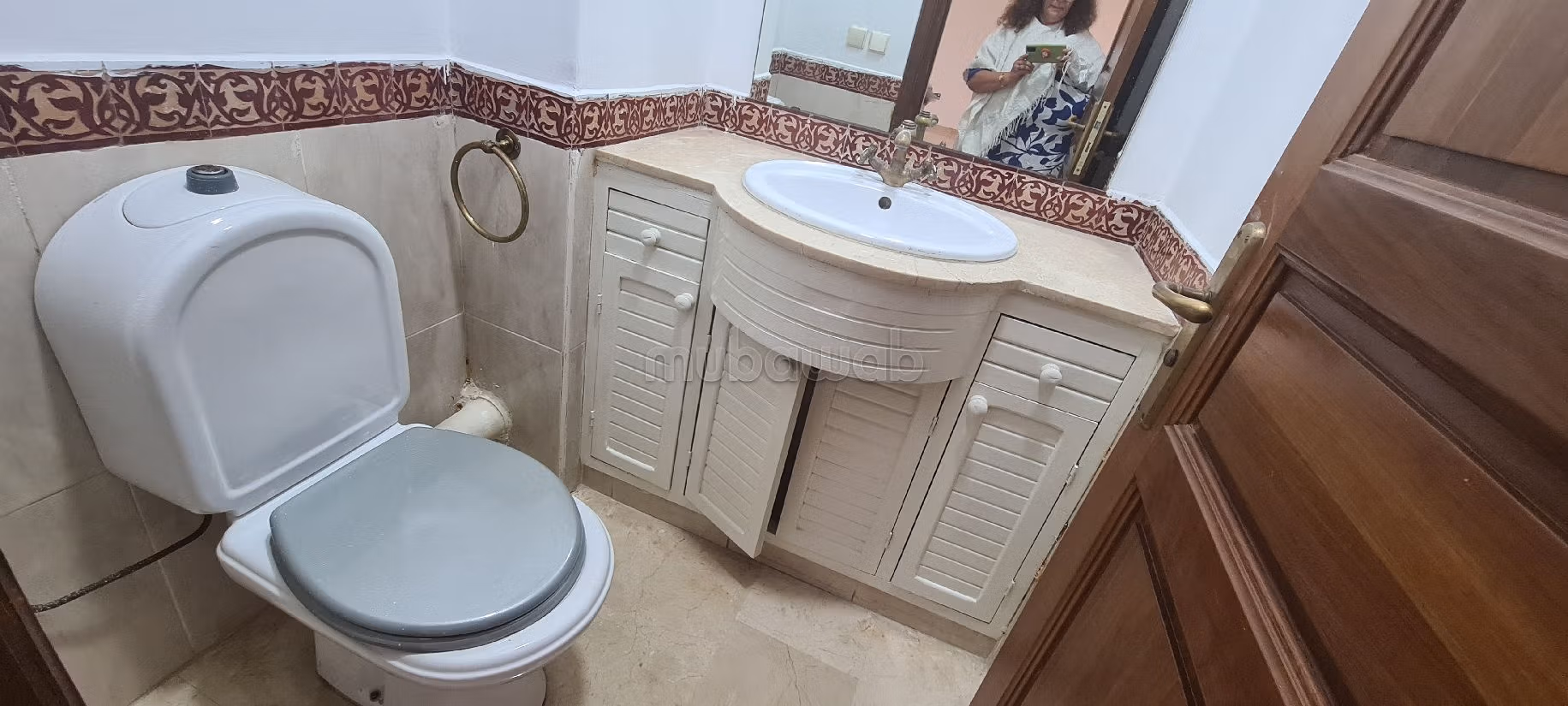 Lovely apartment for rent in Maârif. 5 large rooms. With lift and terrace