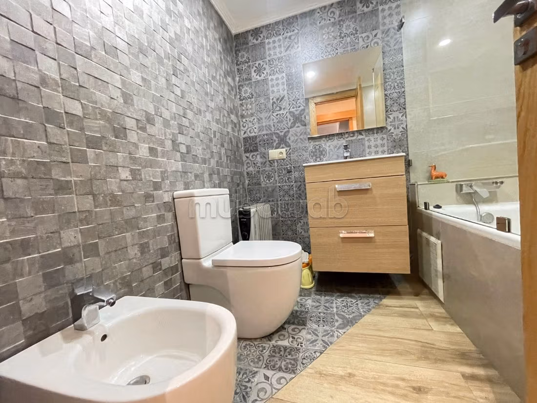 Bel appart F4 meublé en plein centre ville