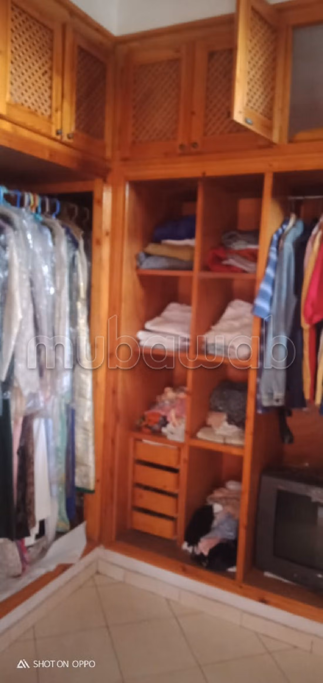 Apartment for sale in Sidi Maarouf. 3 rooms. Parking spaces. 