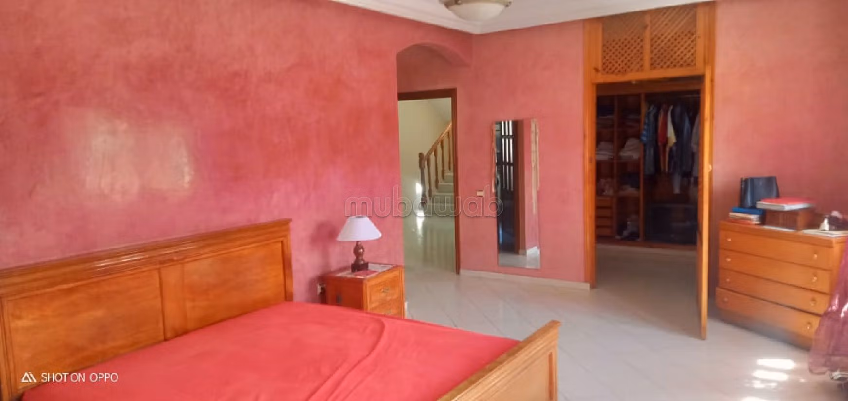 Apartment for sale in Sidi Maarouf. 3 rooms. Parking spaces. 