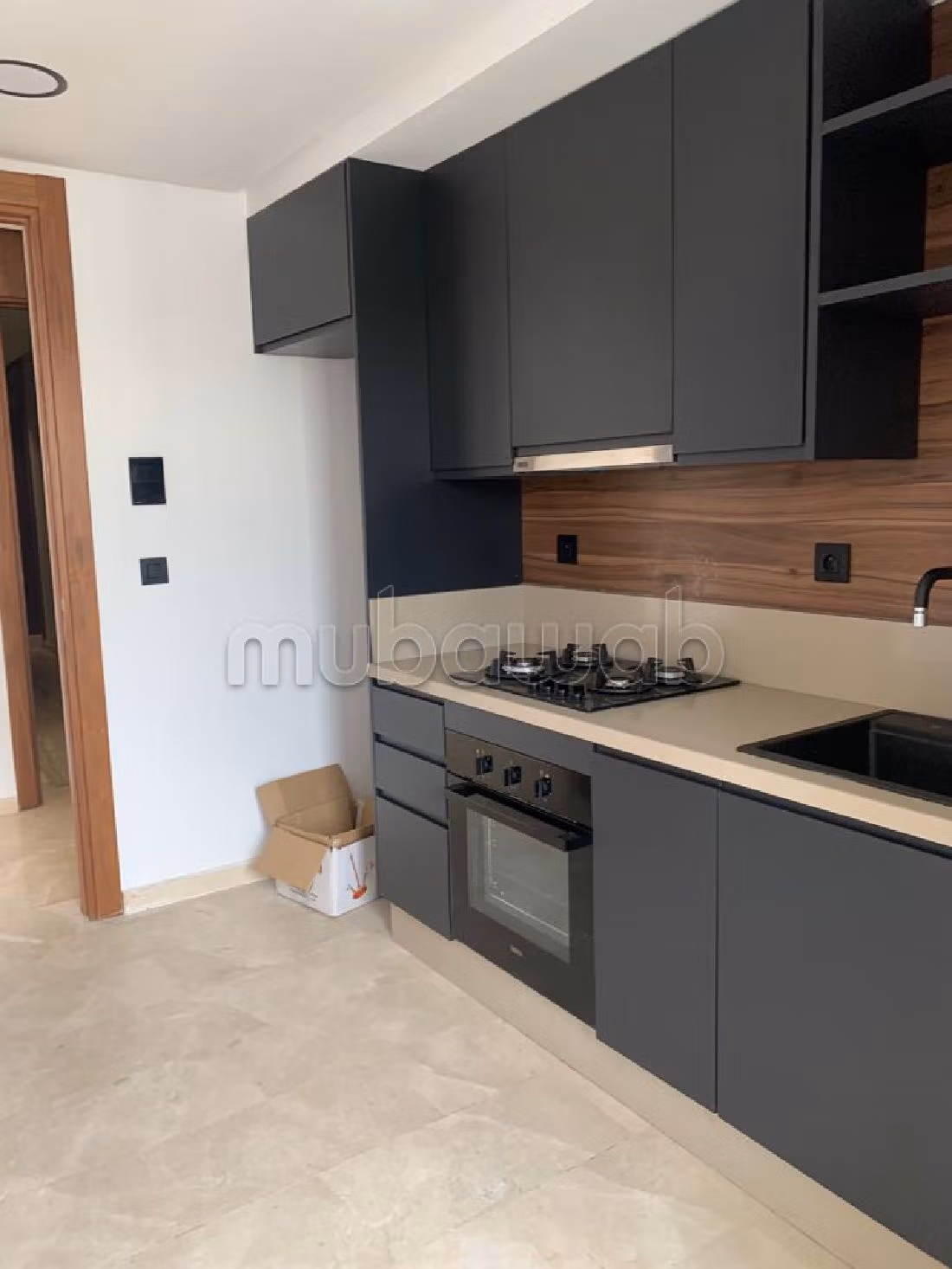 Lovely apartment for rent. 2 lovely rooms. caretaker service available, Property with swimming pool. 