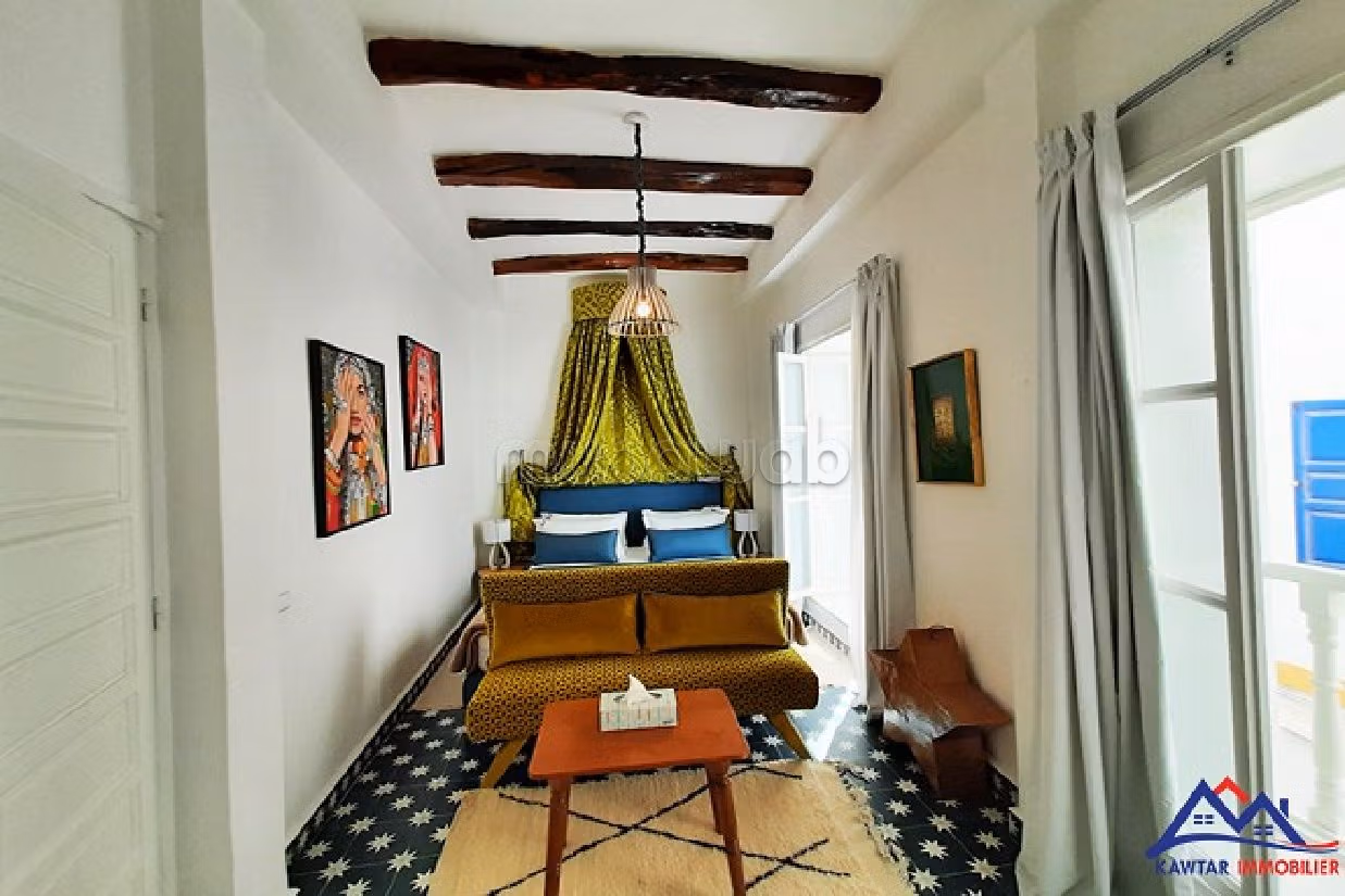 فيلا فخمة للبيع ب المدينة القديمة. 6 غرف رائعة. مفروشة