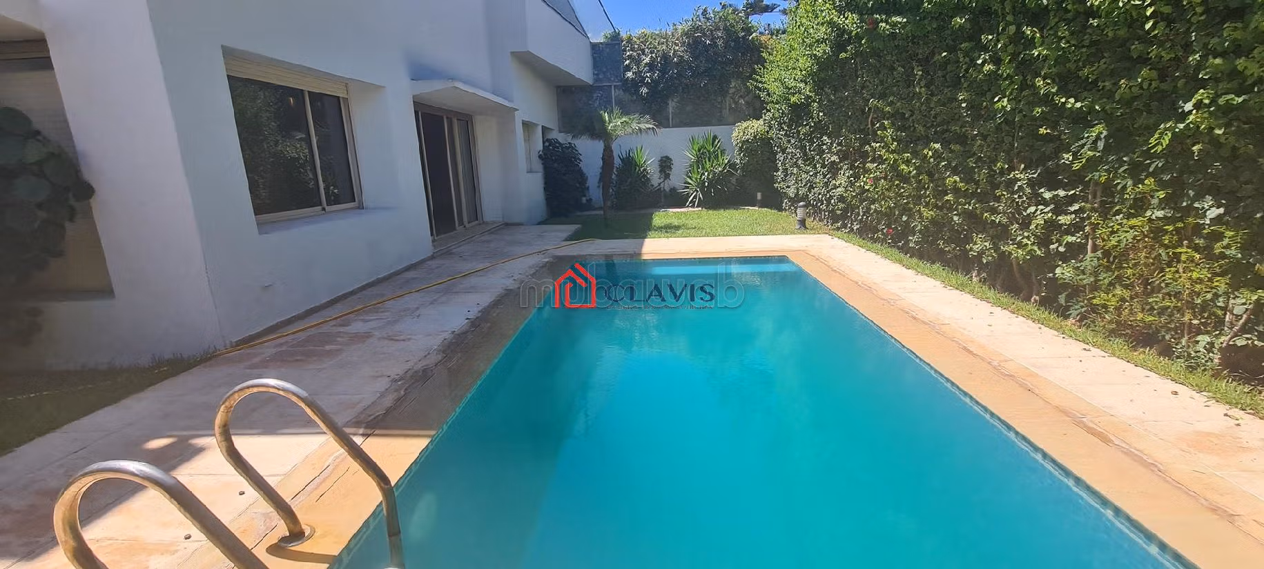 Villa avec piscine proche de l'ecole Americaine