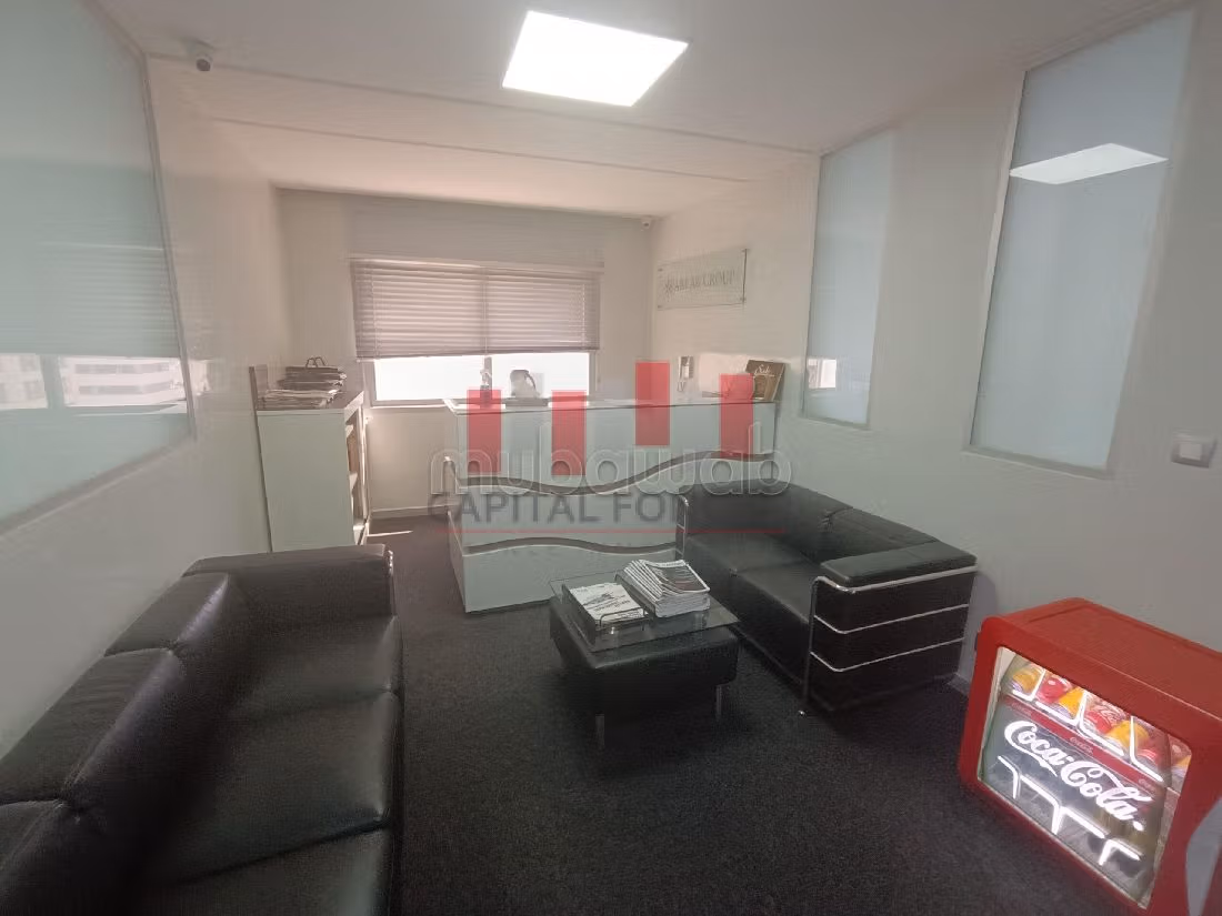 Offices for sale in Racine. Surface area 127 m². 