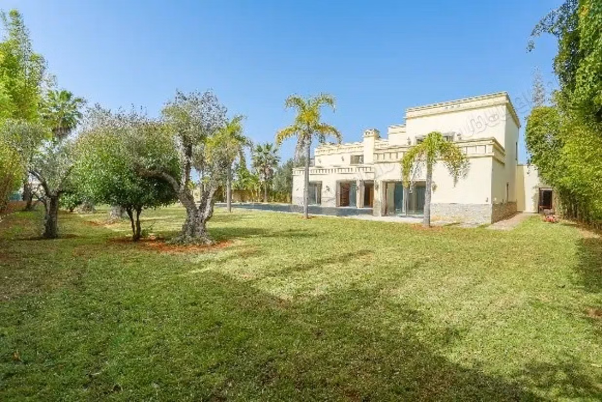 Luxueuse villa à vendre à Souissi