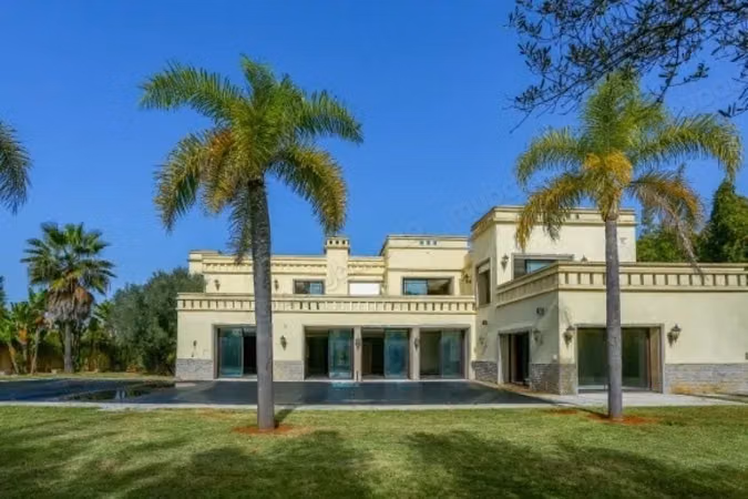 Luxueuse villa à vendre à Souissi