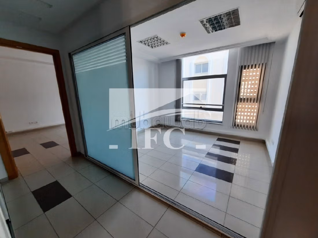 Bureau en 6 espaces 160m² Lac 1 IFCL1213