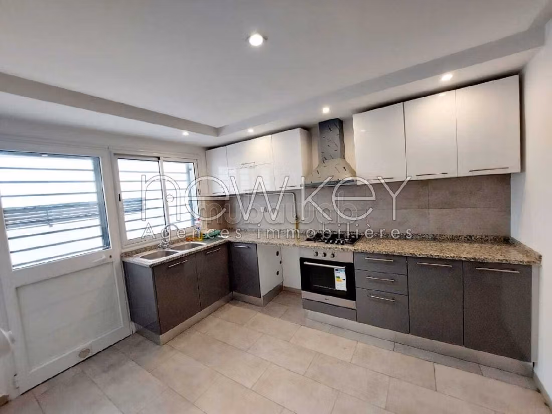Appartement S2 avec jardin à Marsa Saada