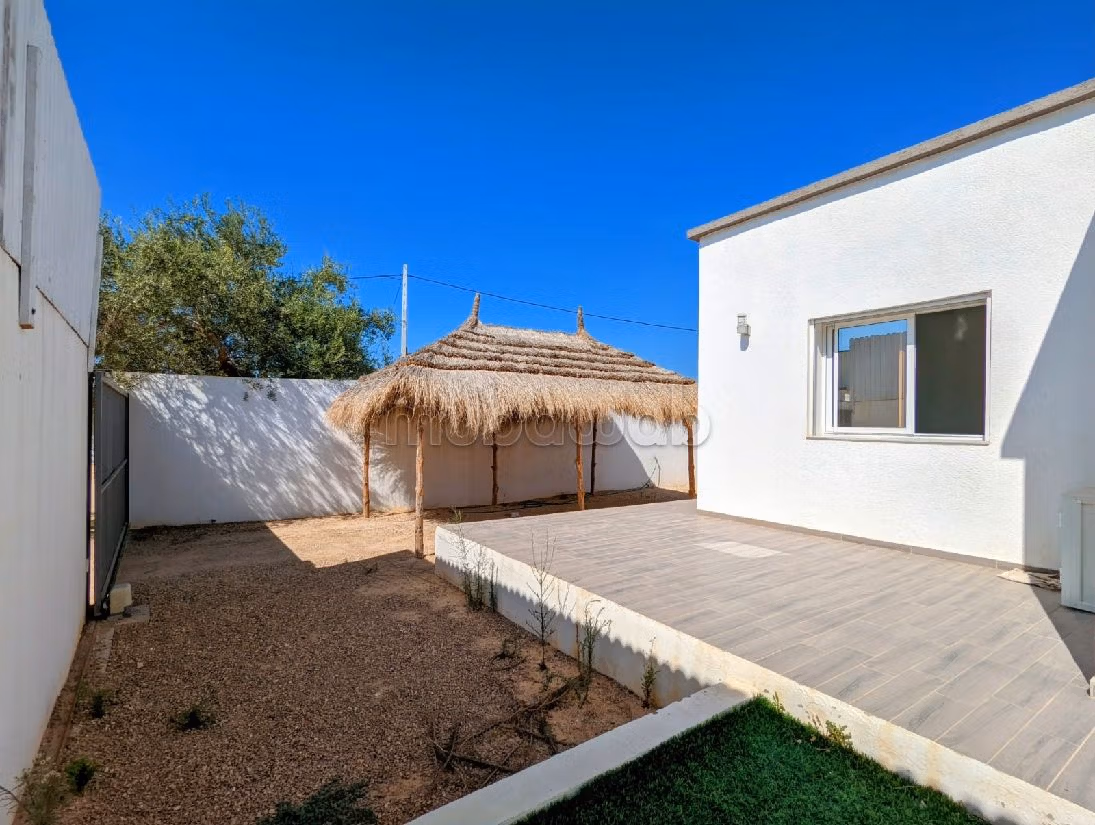 Villa di lusso in vendita a Djerba. 5 locali spaziosi. ammobiliato. 