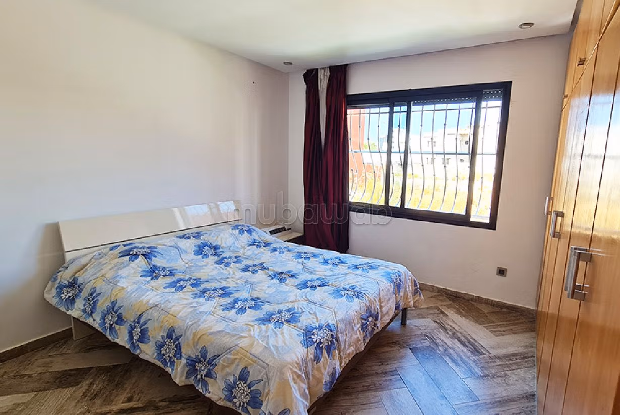 Fabulous house for sale in El Hadadda. Surface area 270 m². Traditional living room, Secured residence. 