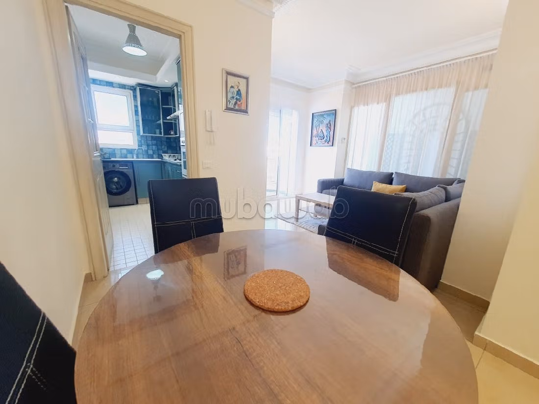 Flat for rent in Racine. Large area 60 m². 