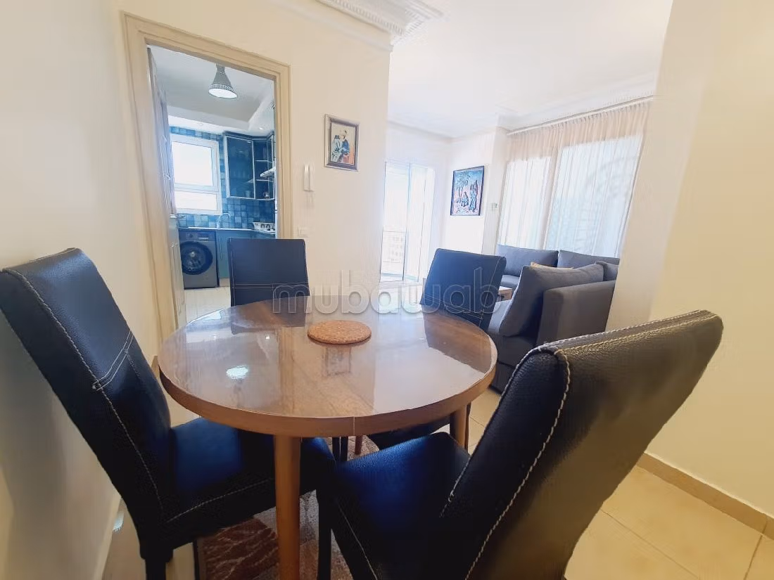 Flat for rent in Racine. Large area 60 m². 