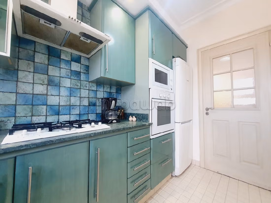 Flat for rent in Racine. Large area 60 m². 