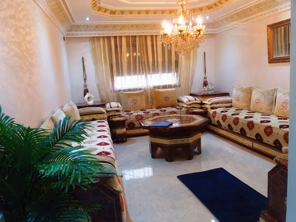 Bonito apartamento con 2 fachadas R2