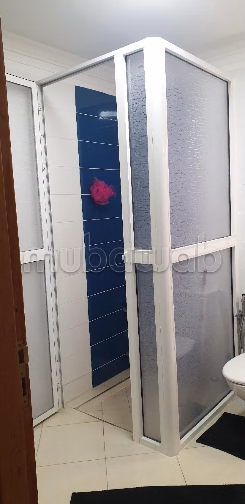 Appartement à l'achat à Al Karaouiyine. Superficie 238 m². Meublé. 