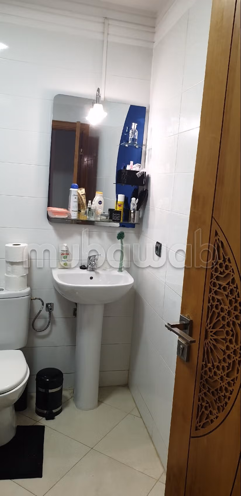 Appartement à l'achat à Al Karaouiyine. Superficie 238 m². Meublé. 