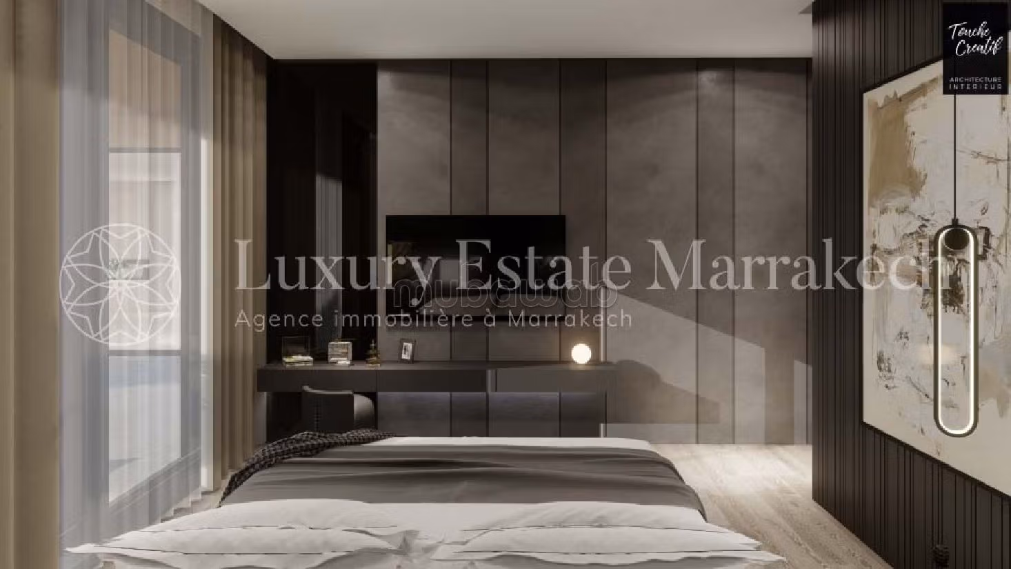 فيلا فخمة للبيع بطريق اوريكا. 4 غرف. منظر استثنائي للجبال ، نوافذ زجاجية مزدوجة. 