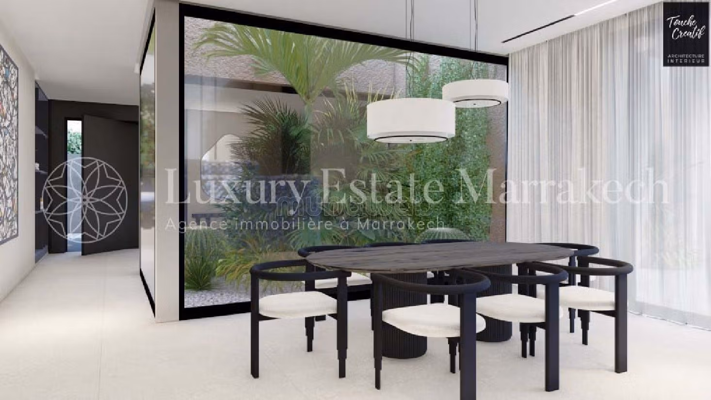 فيلا فخمة للبيع بطريق اوريكا. 4 غرف. منظر استثنائي للجبال ، نوافذ زجاجية مزدوجة. 