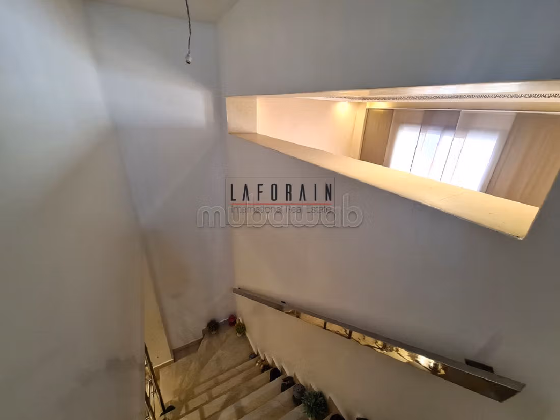 Vente splendide duplex 3 chambres avec terrasse