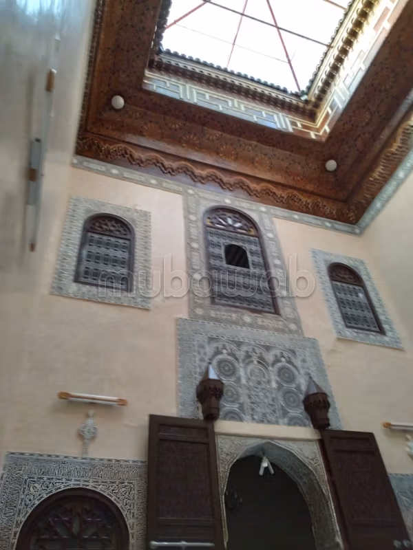 Nu te koop: riads in Ancienne medina. 6 Ruimtes. Marokkaanse woonkamer en satellietschotel. 