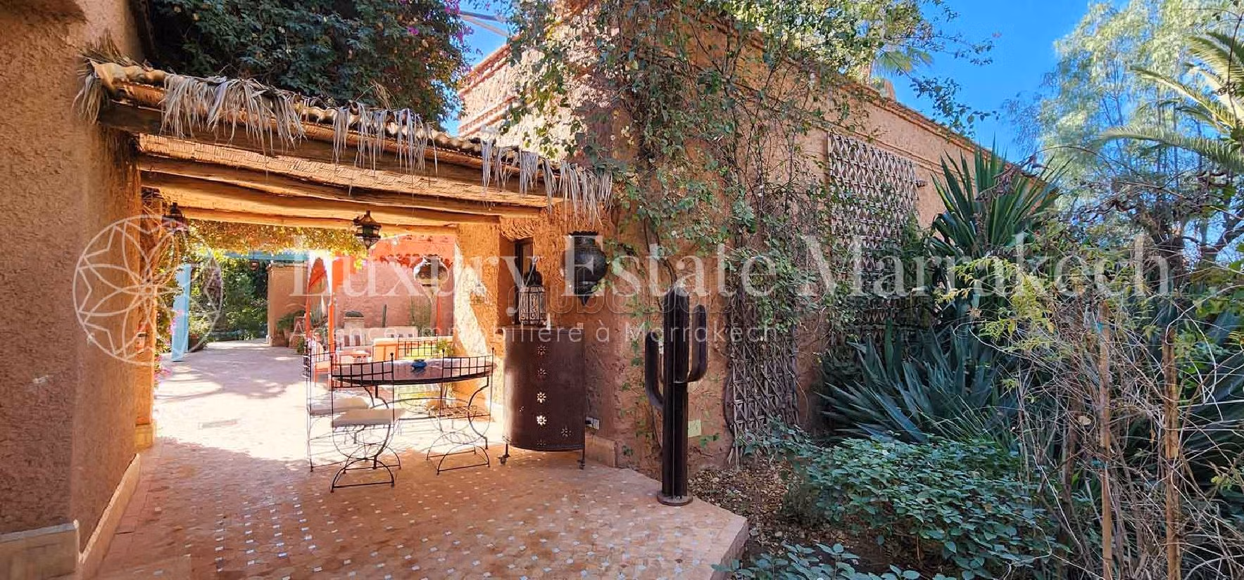 Vendita villa di lusso a Route de Fez. Superficie di 300 m². ammobiliato. 