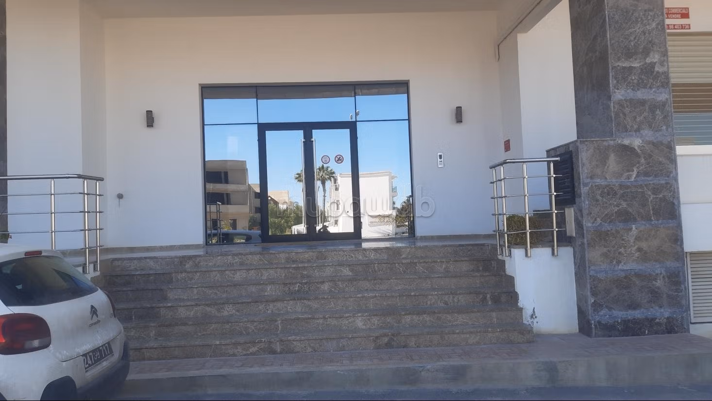 A vendre apparemment haut standing
