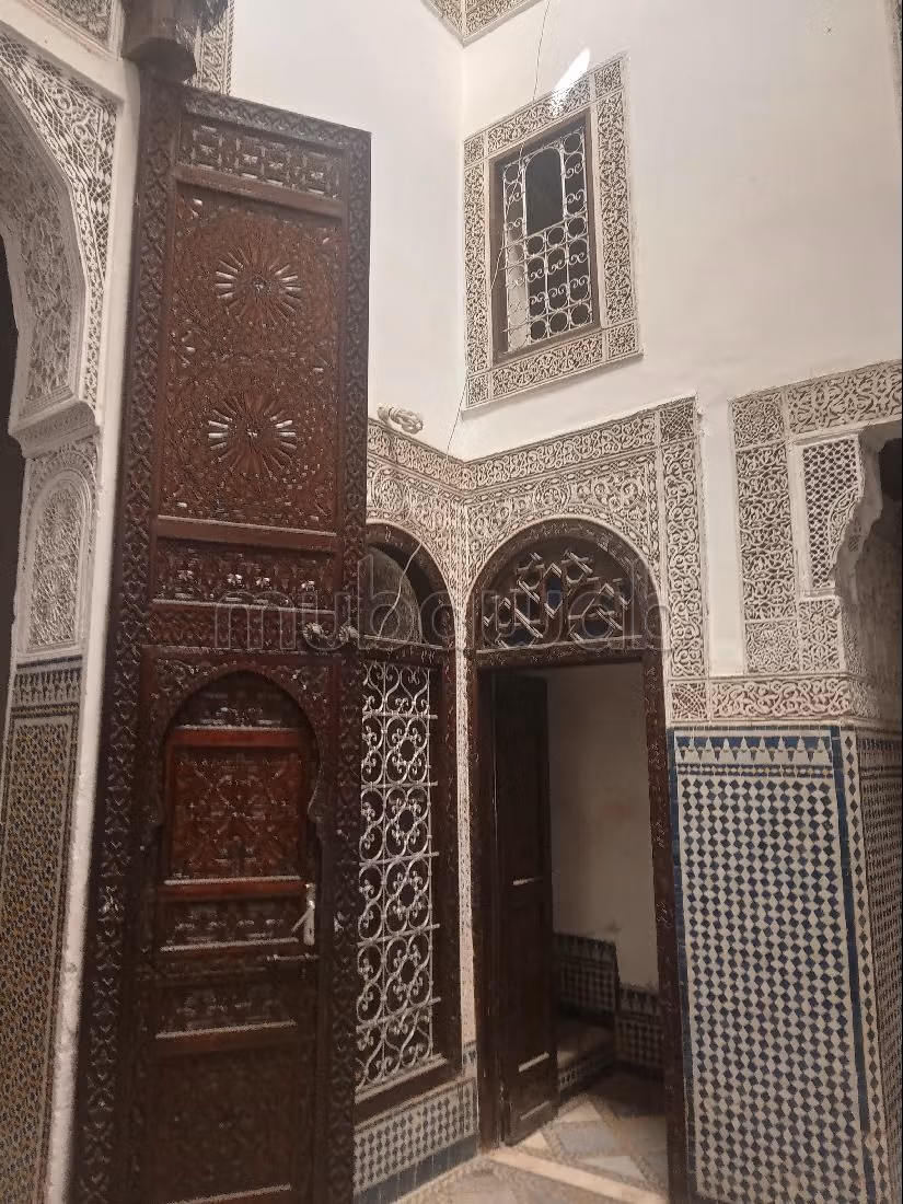 Riads om te kopen in Talaa. 9 Ruimtes. Groot terras. 