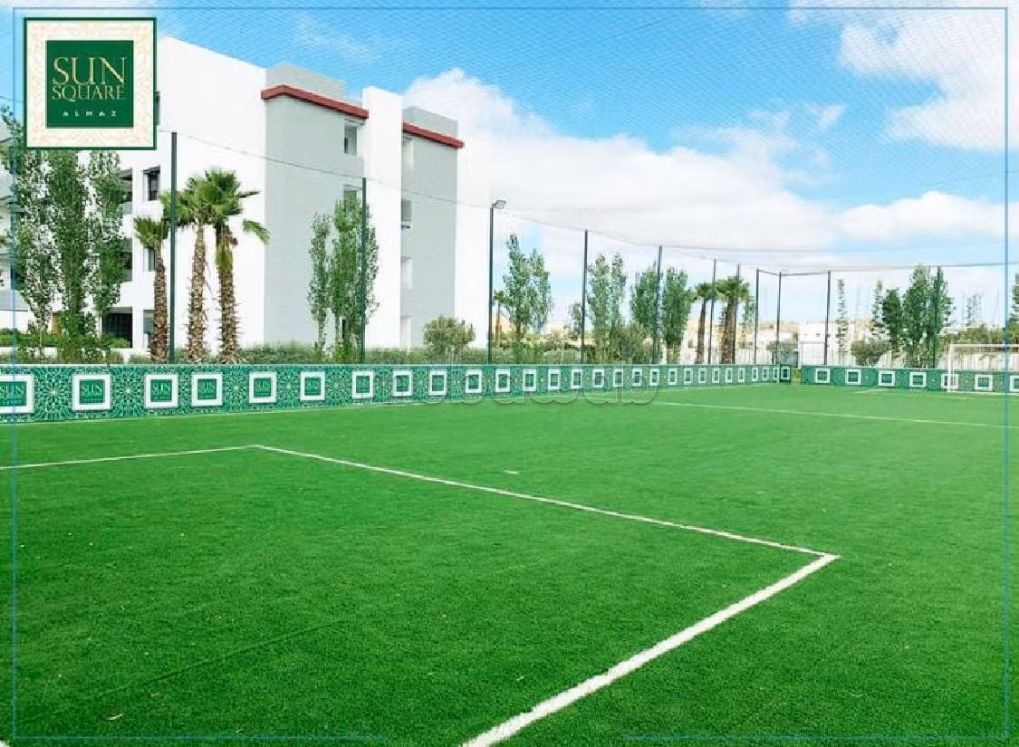 Vendita di un bell'appartamento a Nassim 2. Superficie totale 214 m². Camino e aria condizionata. 