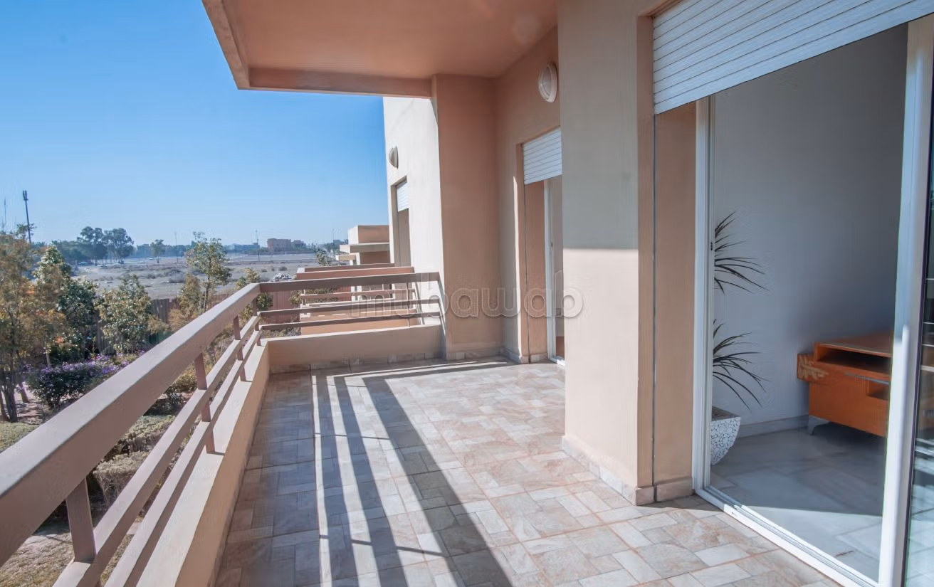 Sell apartment in Agdal. 3 large living areas. Residence with swimming pool