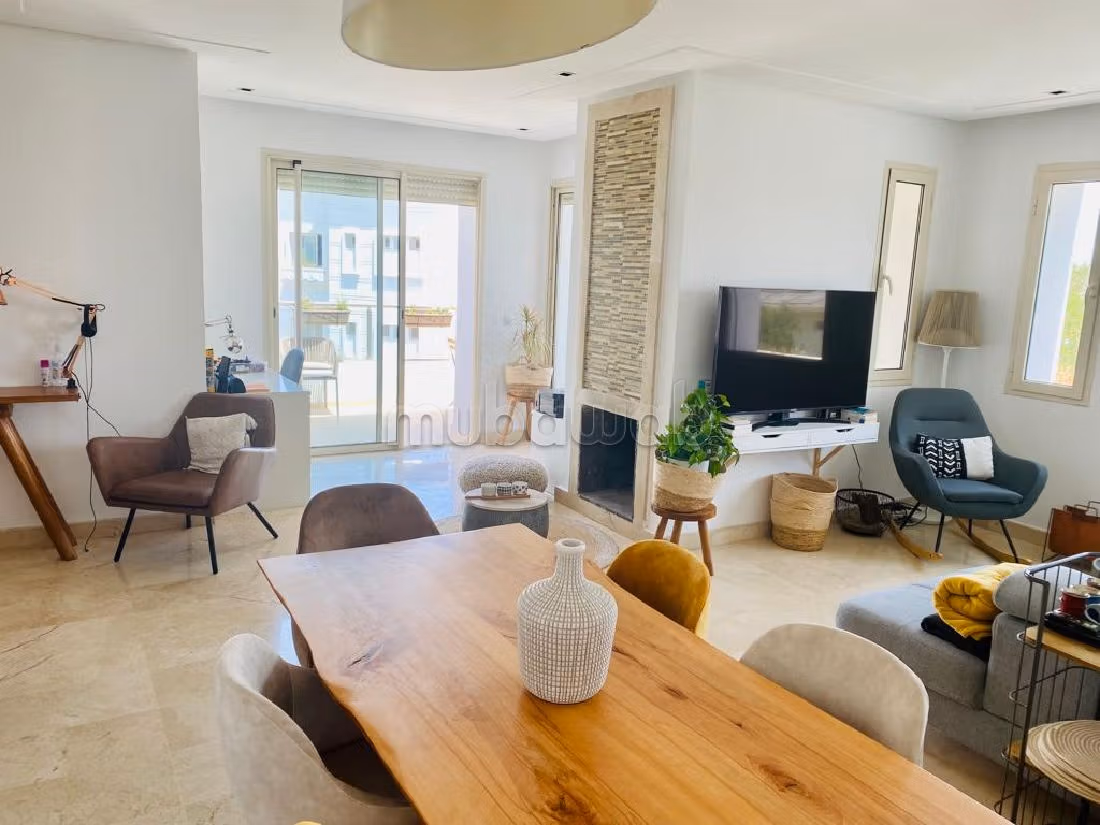 Sublime appartement vide à bouskoura