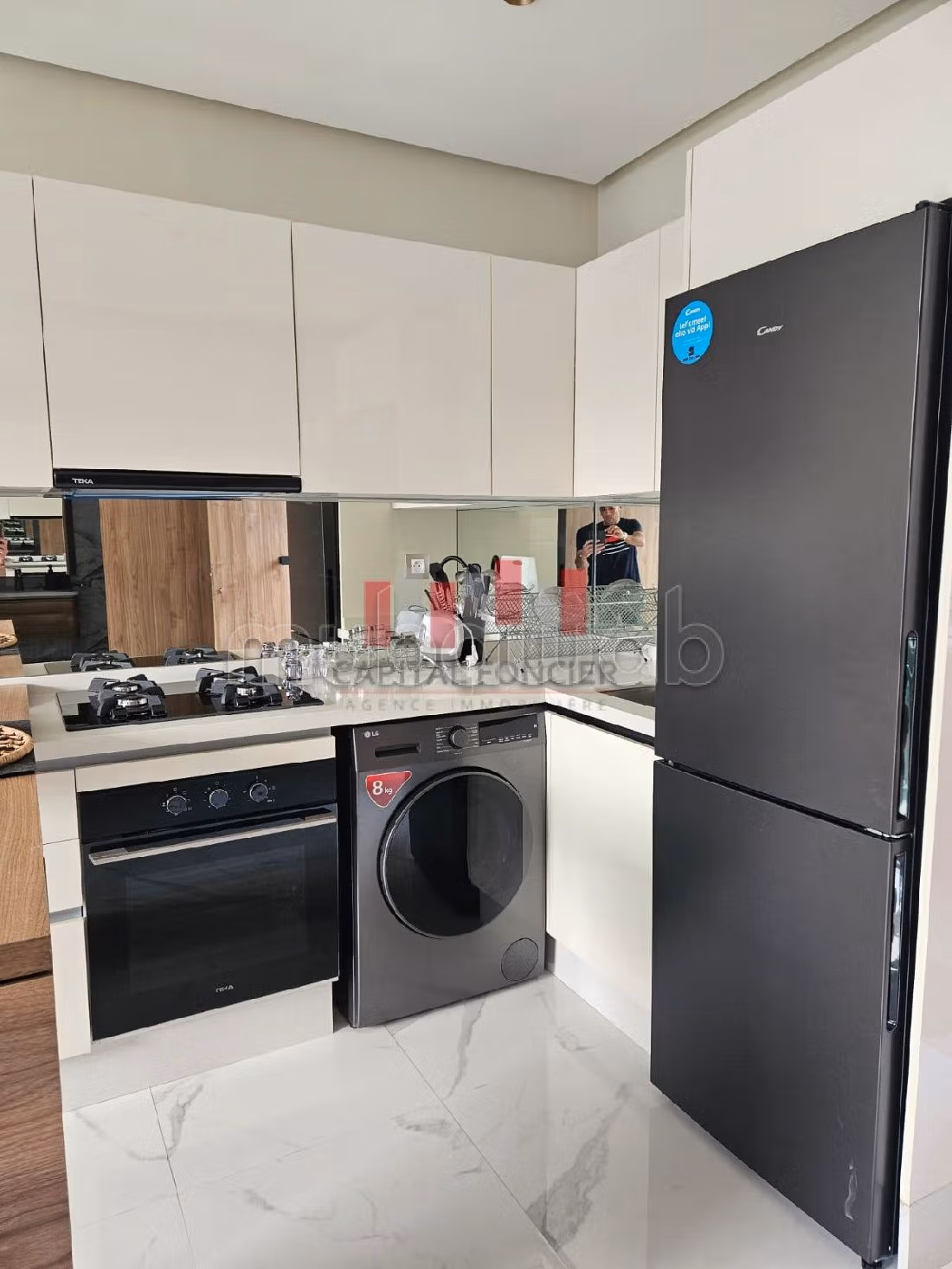 Appartementen huren in Bourgogne Est. Totale oppervlakte 45 m². Volledig gemeubileerd