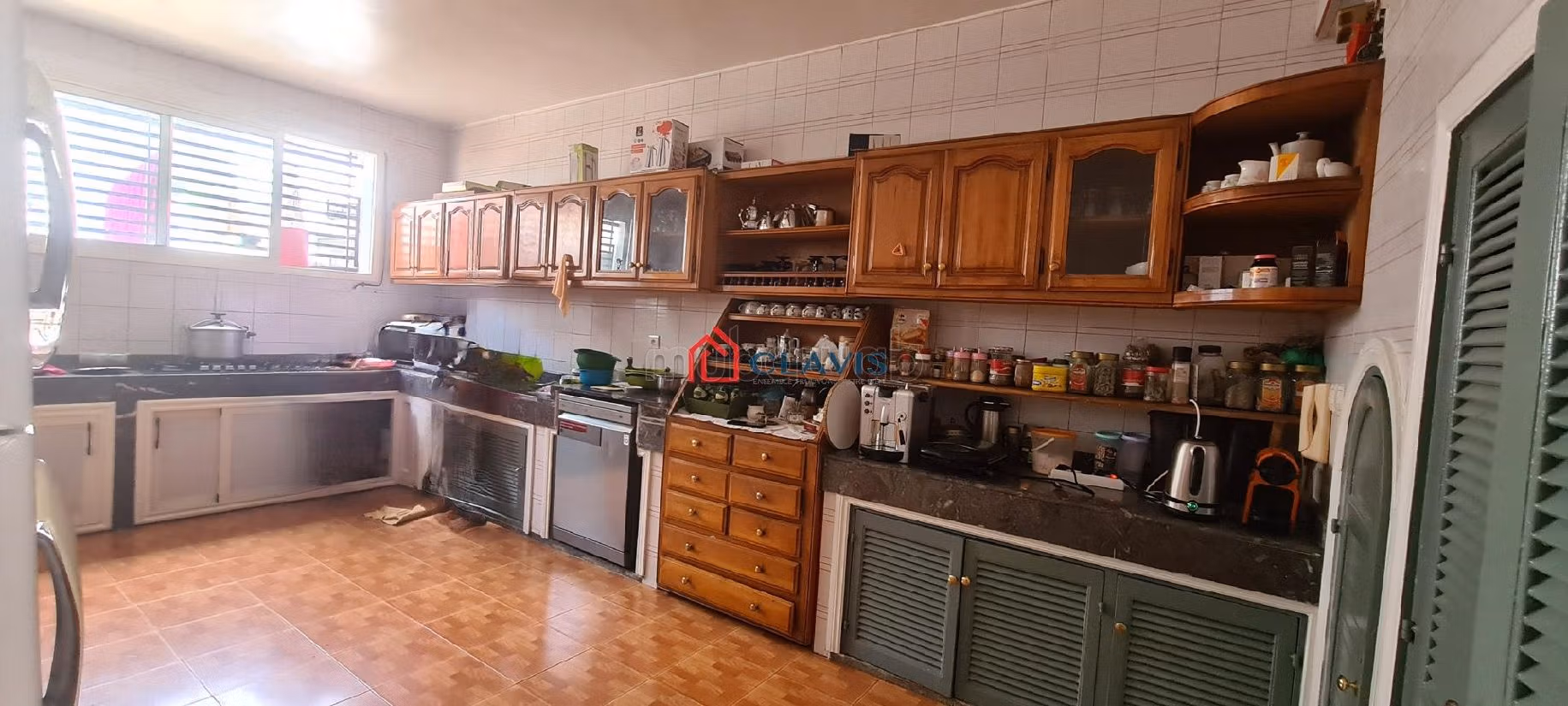 منزل ممتاز للبيع بأنفا. 6 قطع رائعة. شرفة جميلة وحديقة