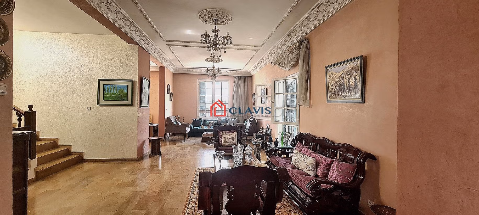 منزل ممتاز للبيع بأنفا. 6 قطع رائعة. شرفة جميلة وحديقة