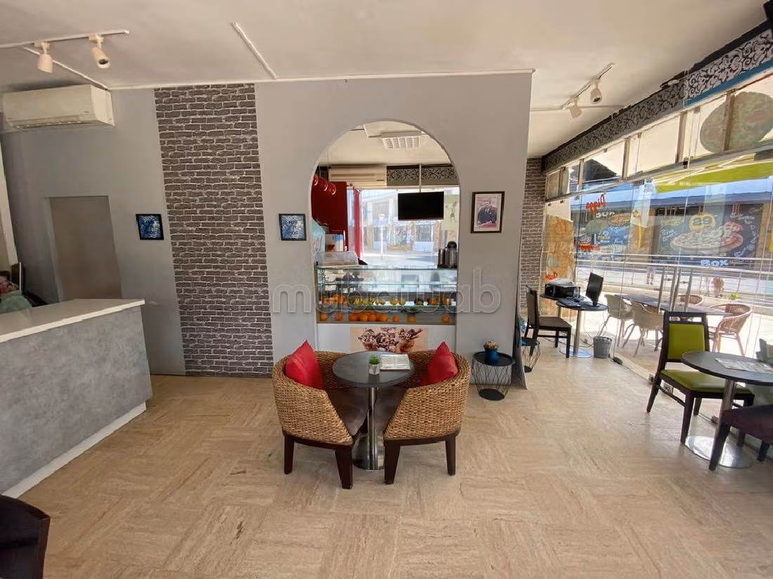 C. V007 Local commercial à vendre à M'diq