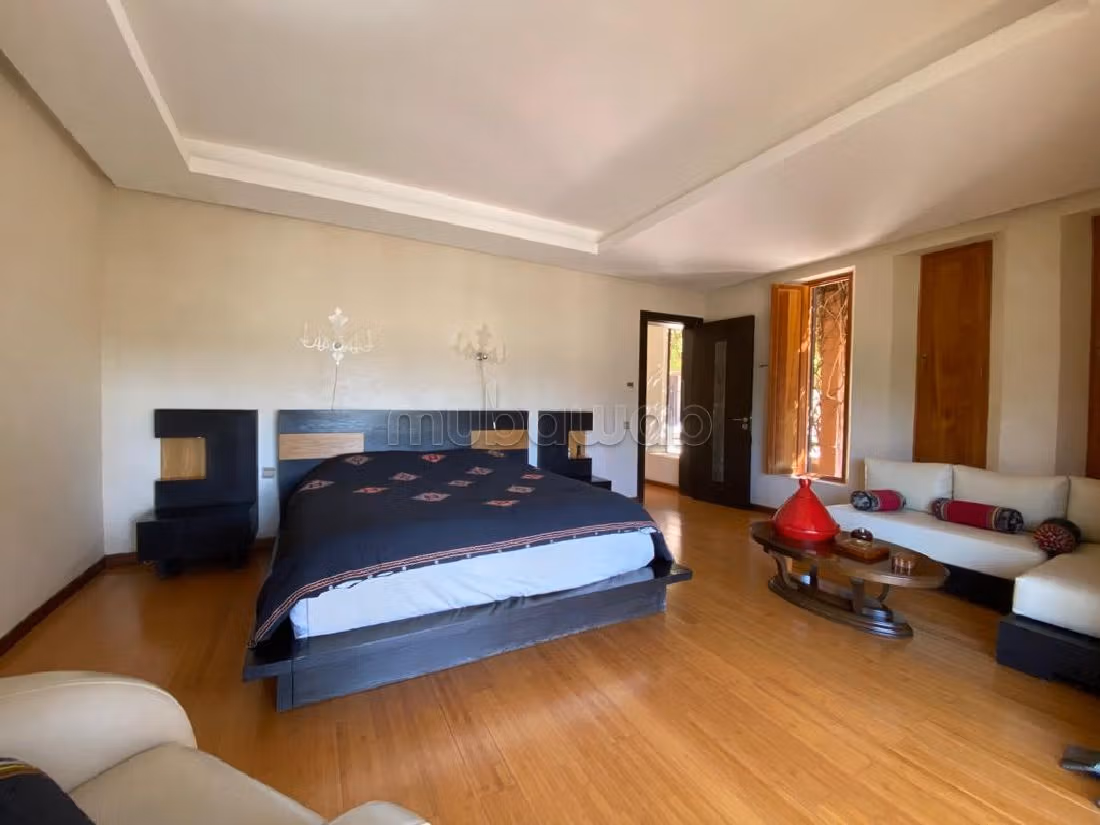 فيلا ممتازة للبيع طريق فاس ب. 4 قطع كبيرة. مكيف للهواء وحوض للسباحة