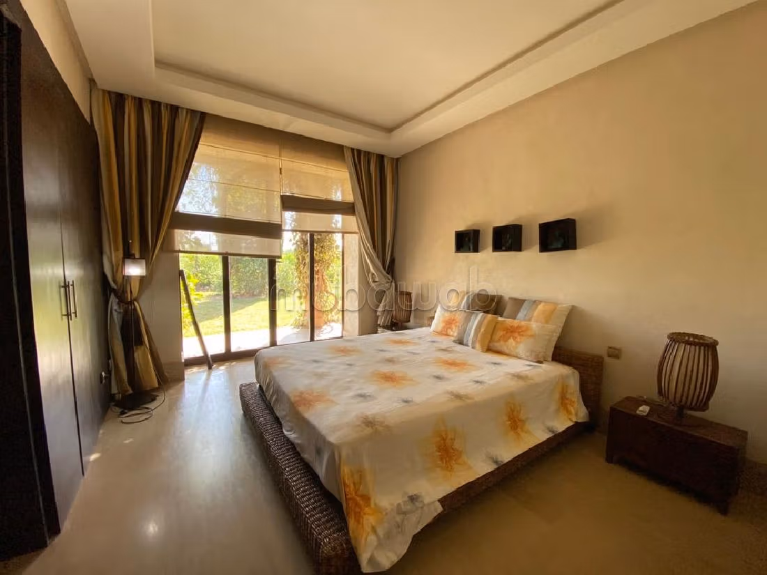 فيلا ممتازة للبيع طريق فاس ب. 4 قطع كبيرة. مكيف للهواء وحوض للسباحة