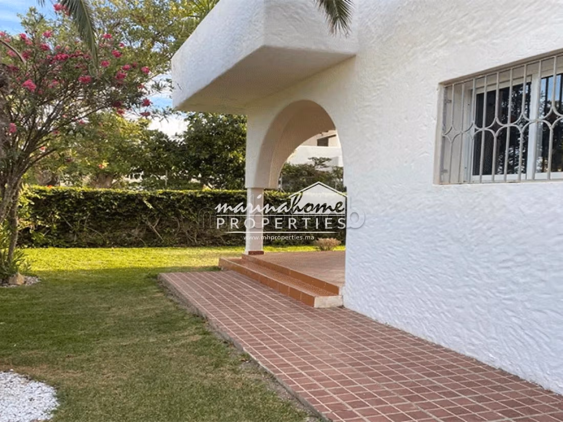 W. 0056 Villa de 1200m² à Cabo Negro