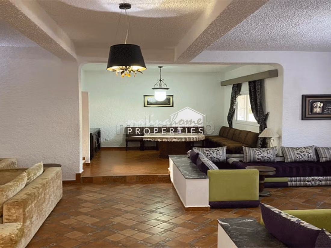 W. 0056 Villa de 1200m² à Cabo Negro