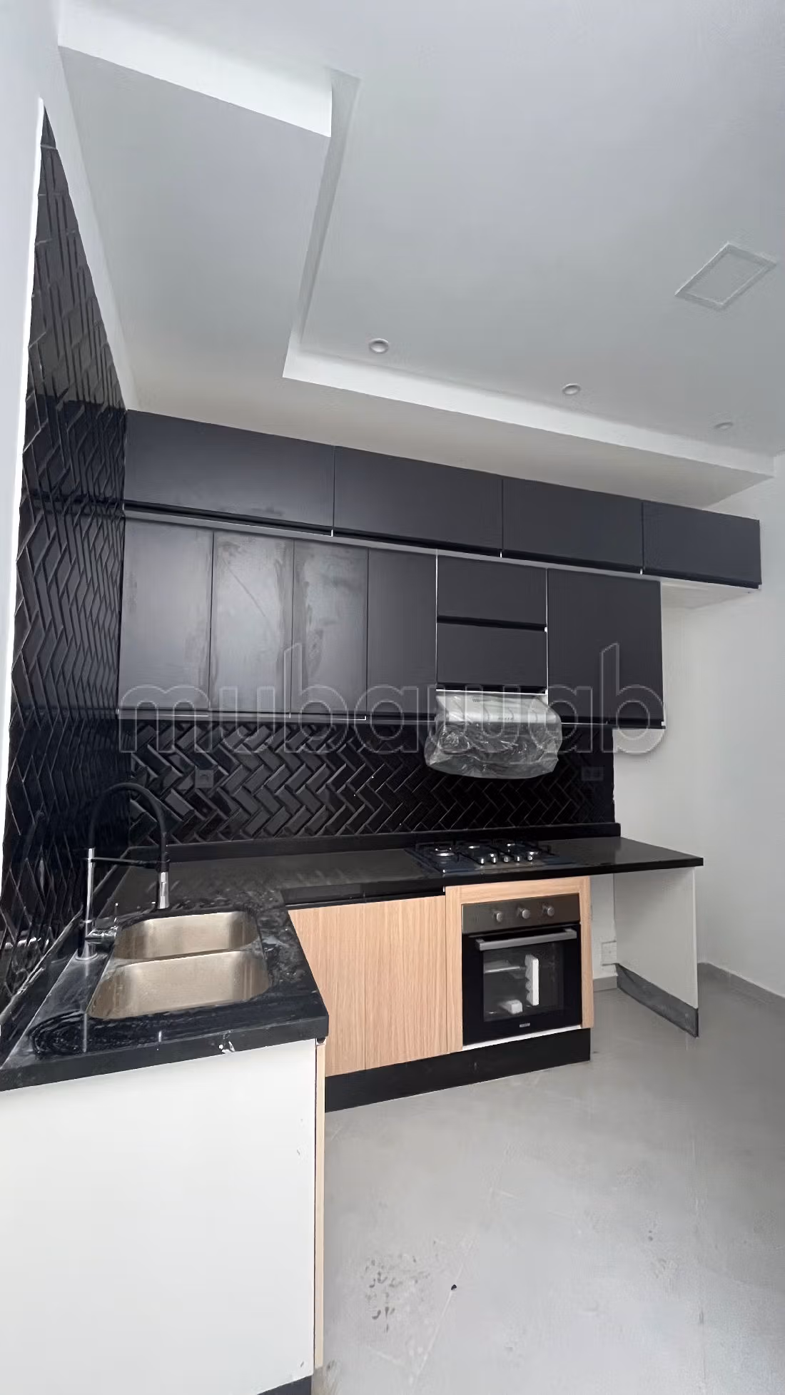 شقة للشراء ب كيش الوداية. المساحة 115 م². مطبخ مجهز.